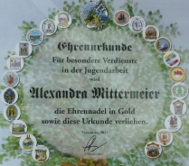 Verleihung der Ehrennadel in Gold fr Alexandra Mittermeier